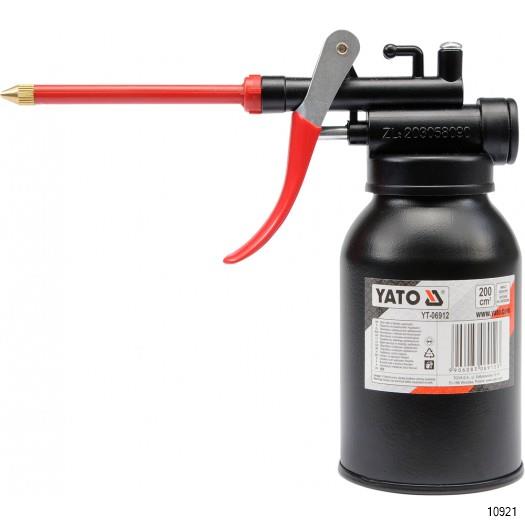 YATO OIL CAN WITH FLEXIBLE APPLICATOR - Veligaa Hardware